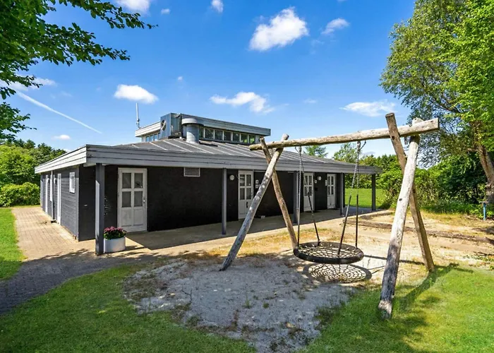 Holiday home 4 Person In Hampen